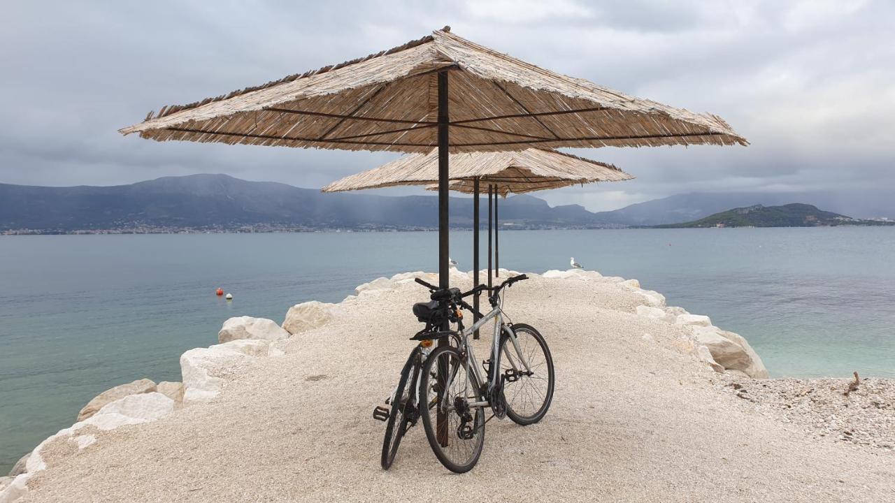 Bayview Apartment Trogir Bagian luar foto