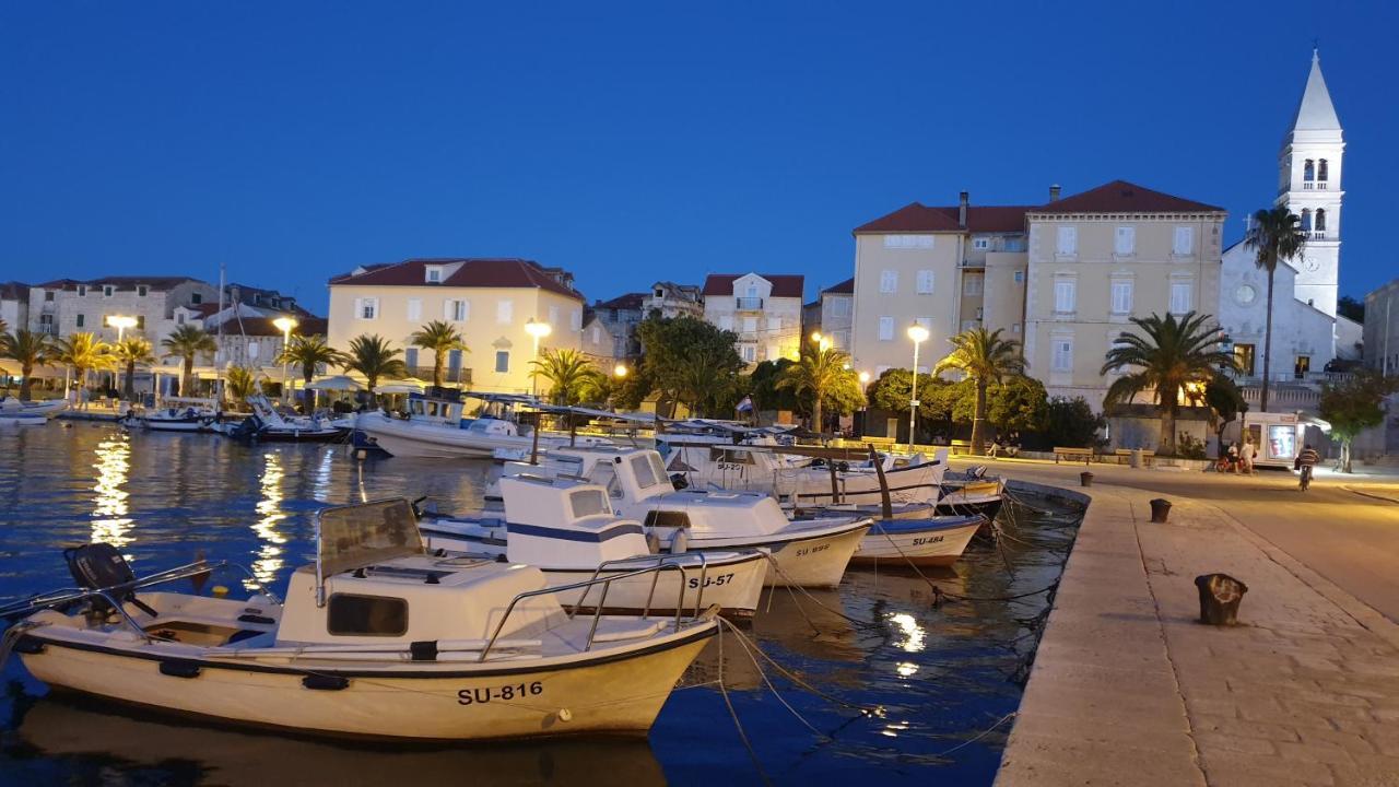 Bayview Apartment Trogir Bagian luar foto